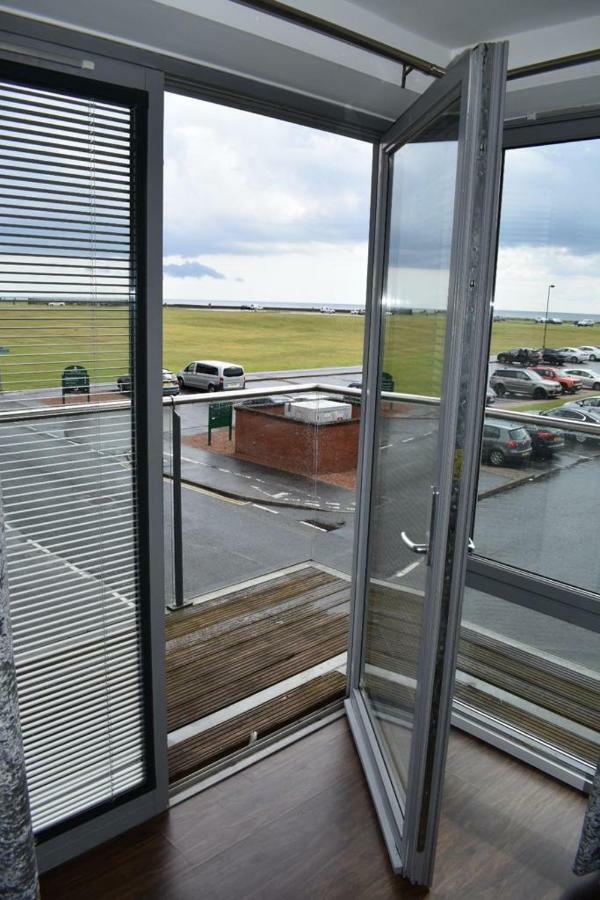 Links View Apartment, Carnoustie Eksteriør billede